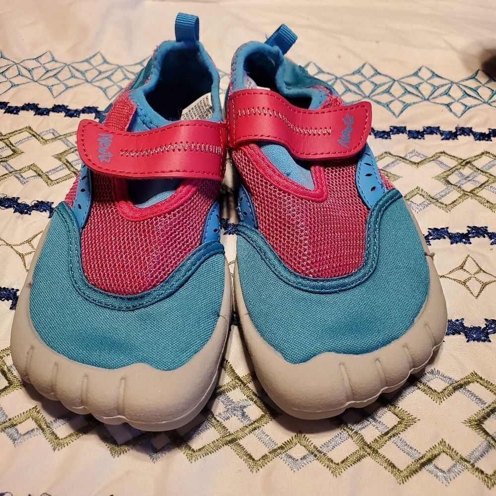 Water shoes